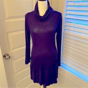 Evelie|| Navy blue turtle neck long sleeve dress with front pockets.